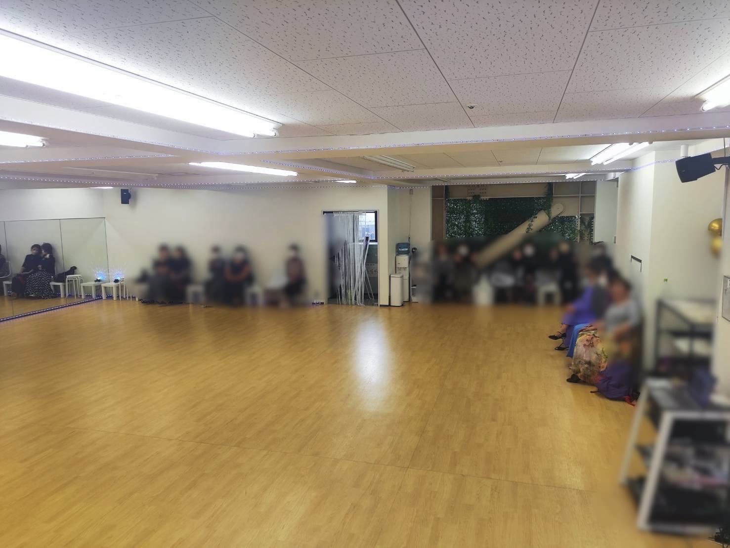 グランツさん　生徒さんが沢山いる教室の写真