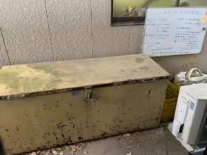 (株)みらいネットワーク敷地内 回収ボックス