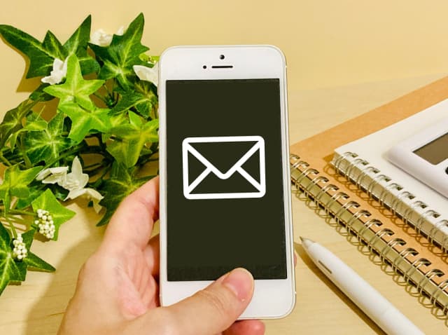 スマホのイラスト写真